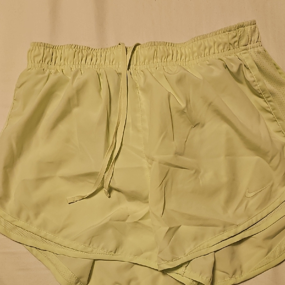 Nike Yellow Athletic Shorts Lightweight Design